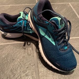 brooks Adrenaline GTS 18